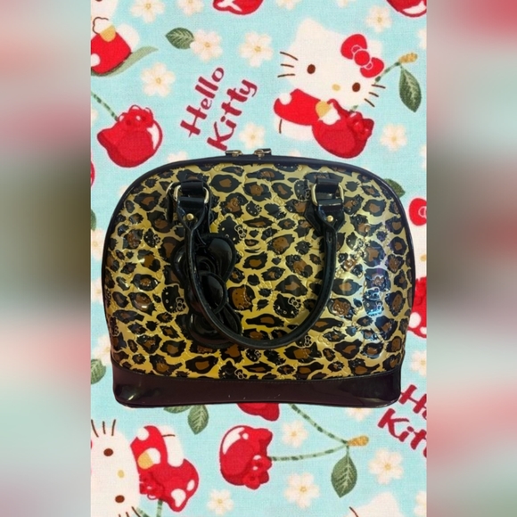 Loungefly Hello Kitty Cheetah Print Patent Leather Large Bowler Bag Purse - Picture 6 of 16